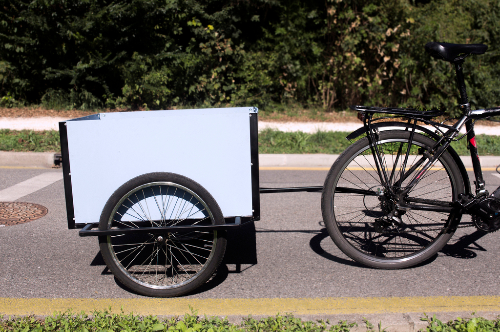 Remorque vélo carriole cariole  petite capacité
